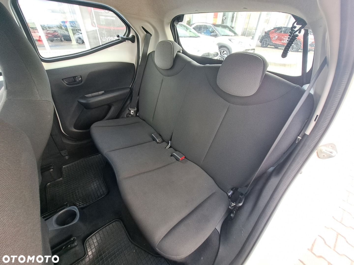 Toyota Aygo - 13
