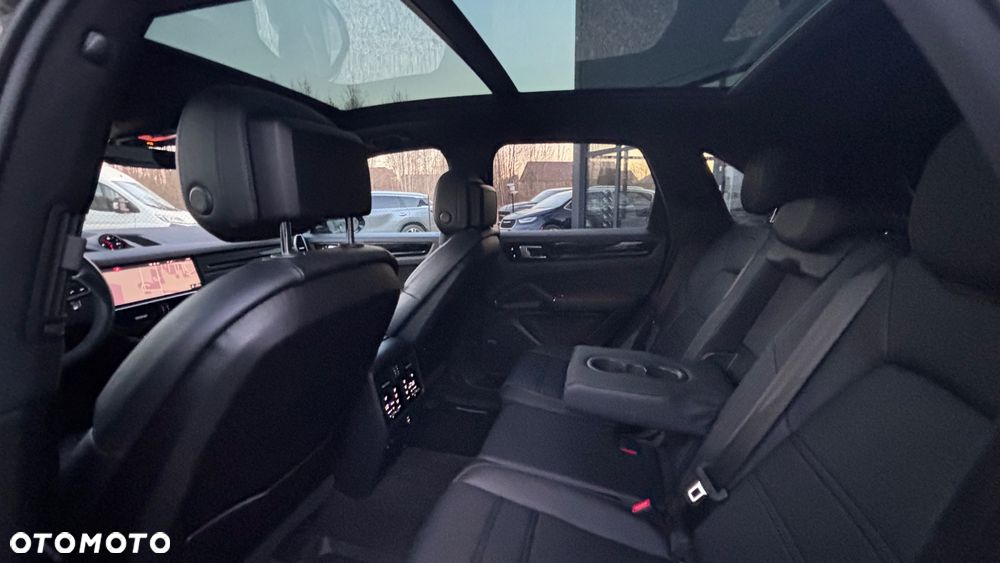 Porsche Cayenne S Platinum Edition - 21