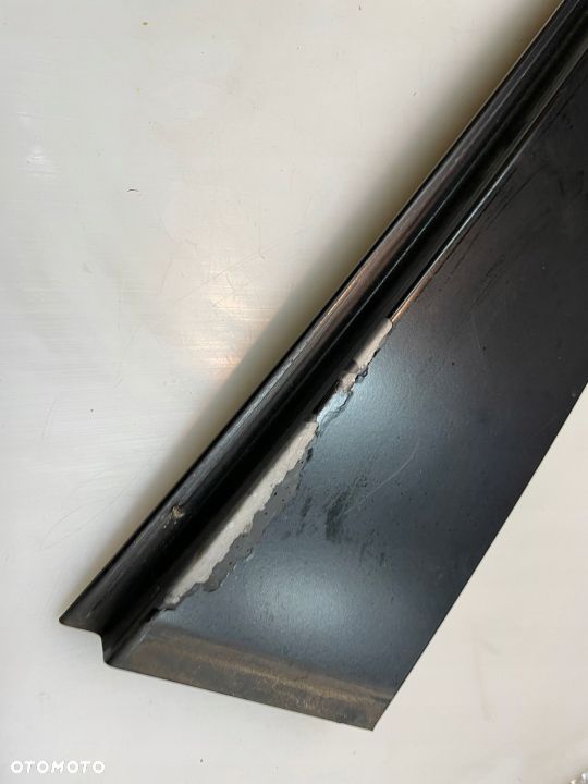 NAKŁADKA SŁUPKA LEWY TYŁ GOLF V 5D HB 1K6839901C - 2