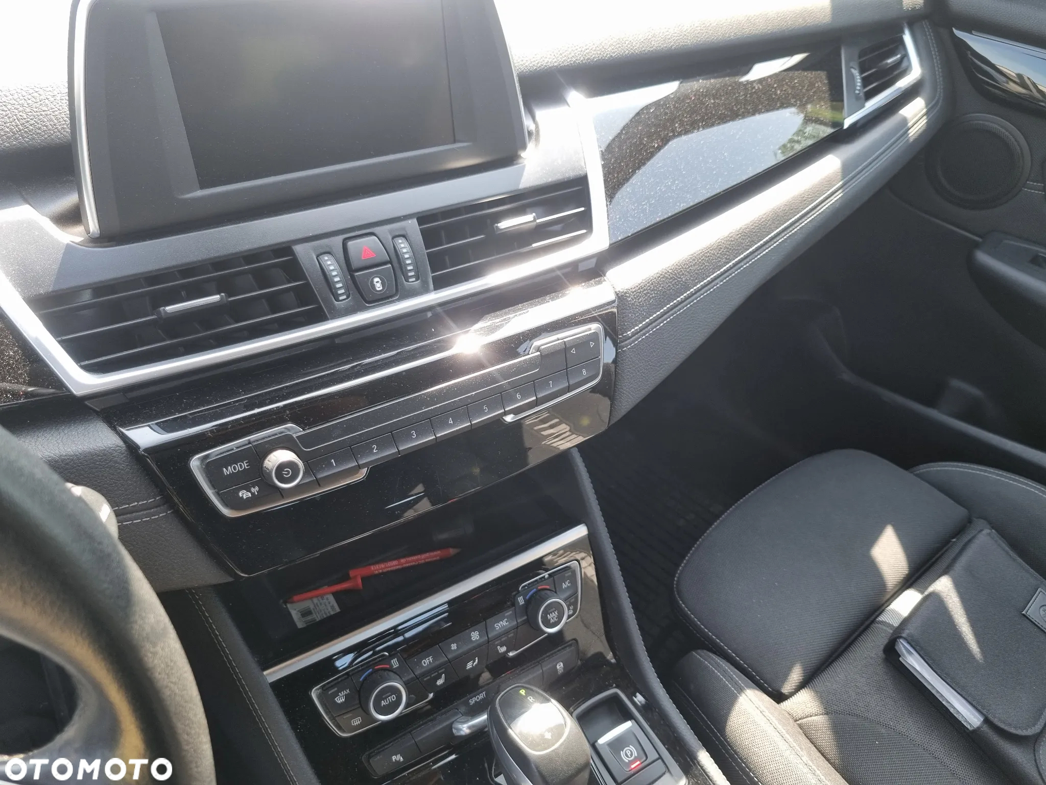 BMW Seria 2 220i Active Tourer Sport Line - 21