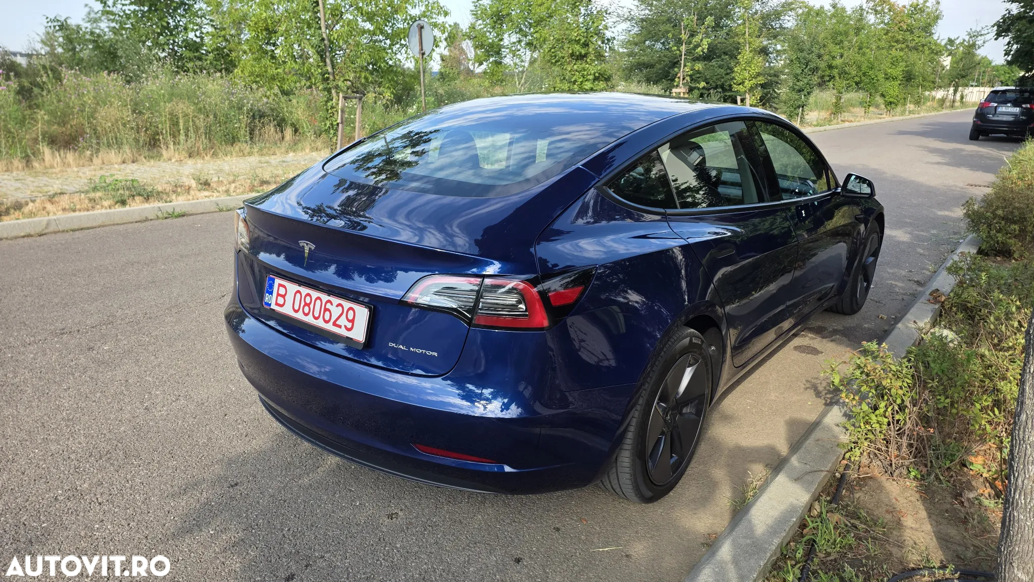 Tesla Model 3 AWD Long Range - 3