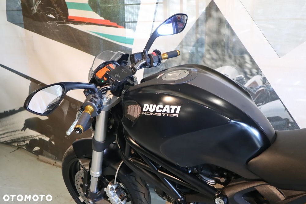 Ducati Monster - 8