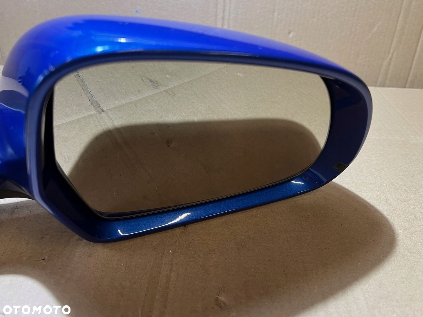 AUDI A3 8P 3D LIFT LUSTERKO PRAWE 6PIN - 10