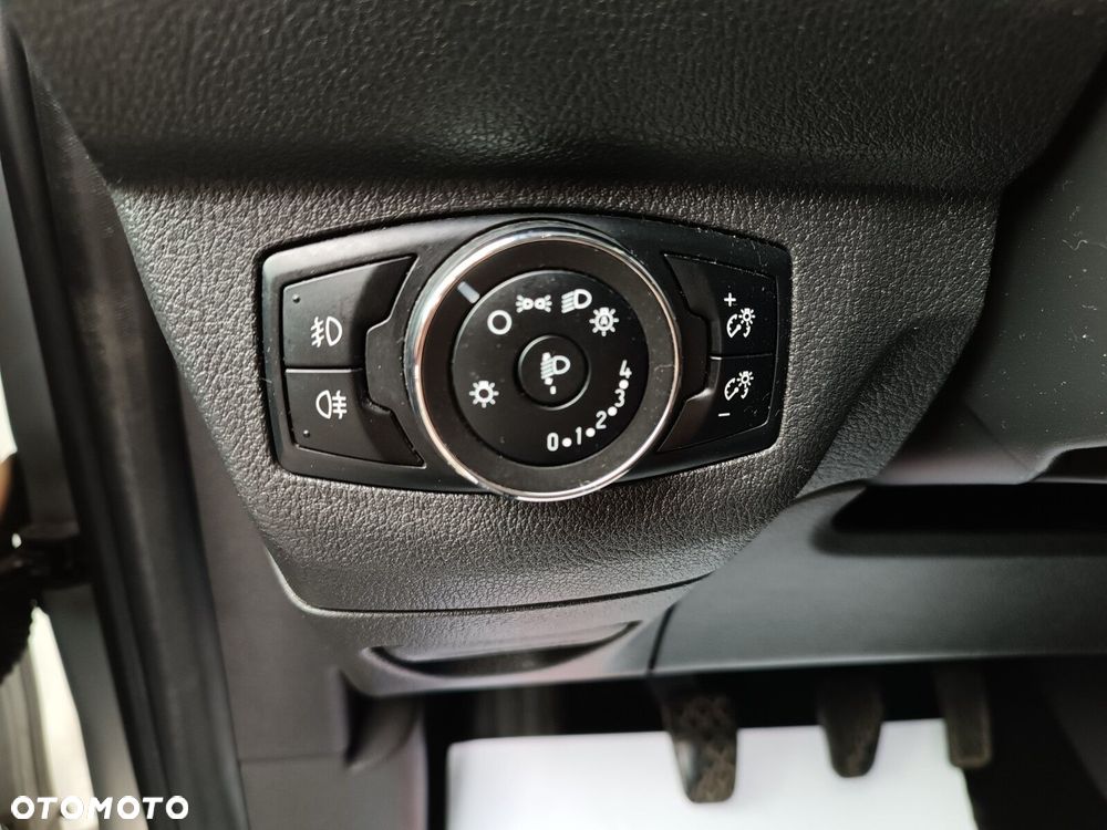 Ford Tourneo Courier 1.0 EcoBoost Trend - 20
