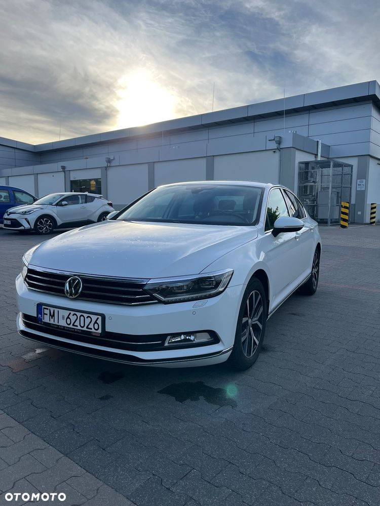 Volkswagen Passat 1.5 TSI EVO Highline DSG - 1