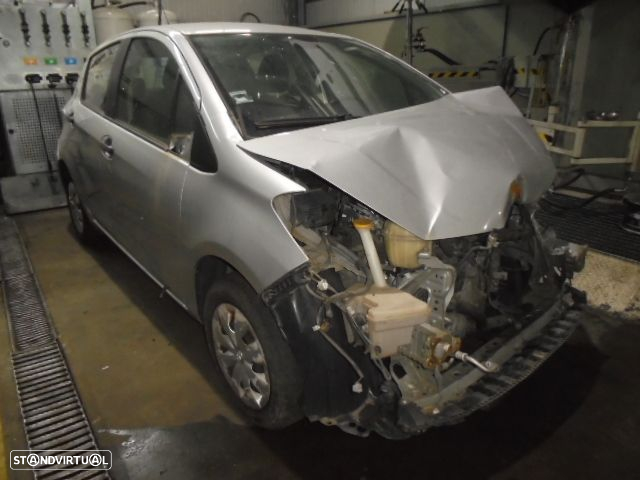 Carro MOT: 1NDTV CXVEL: EC65 TOYOTA YARIS 2013 1.4D 90CV 5P CINZA DIESEL - 5
