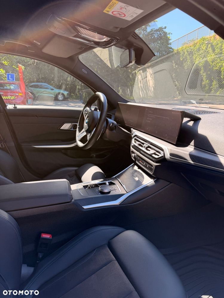 BMW Seria 3 - 16