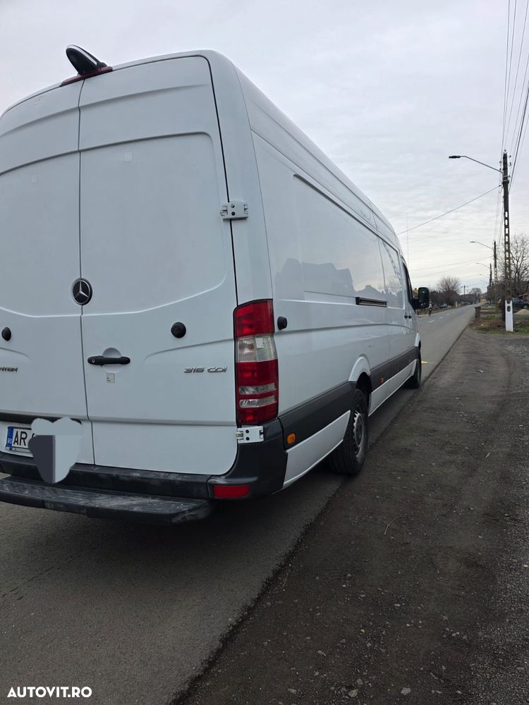 Mercedes-Benz Sprinter - 5