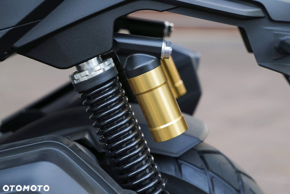 VOGE SR450X - 11