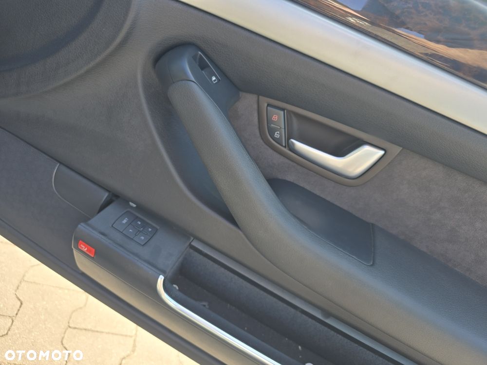 Audi A8 3.0 TDI DPF quattro Langversion - 18