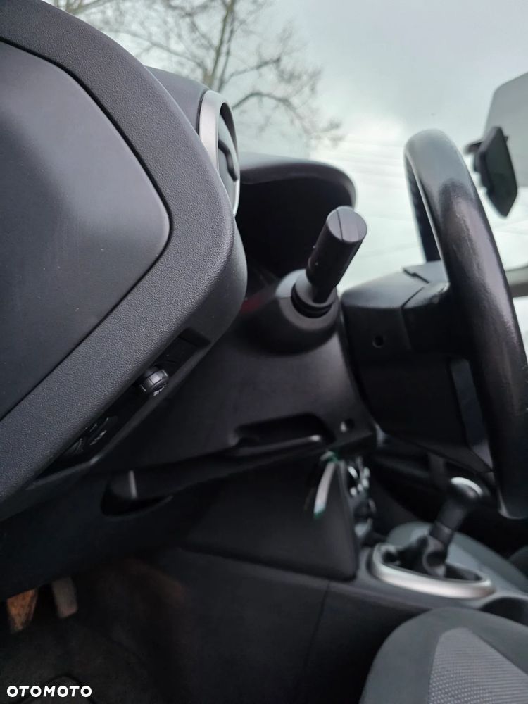 Nissan Qashqai+2 1.6 acenta - 13