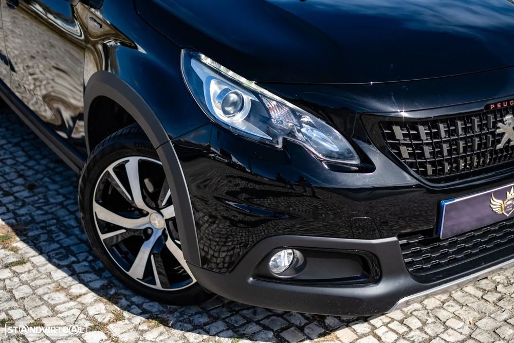Peugeot 2008 1.6 BlueHDi GT Line - 4