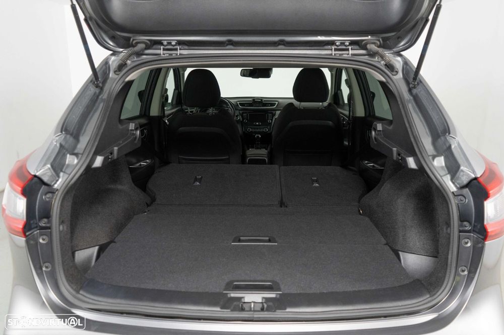 Nissan Qashqai 1.3 DIG-T N-Connecta J18 - 15