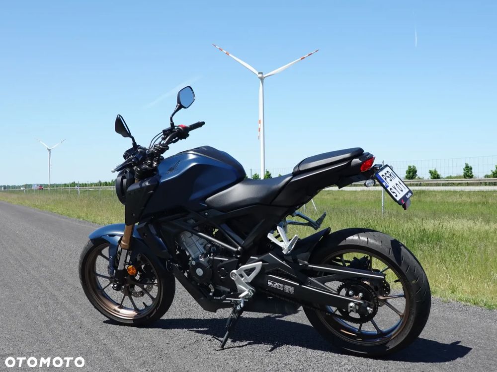 Honda CB - 4