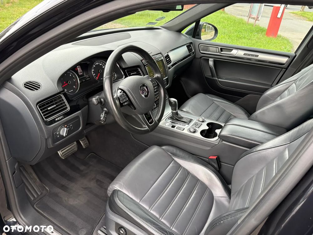Volkswagen Touareg 3.0 V6 TDI BMT Perfectline R-Style - 9