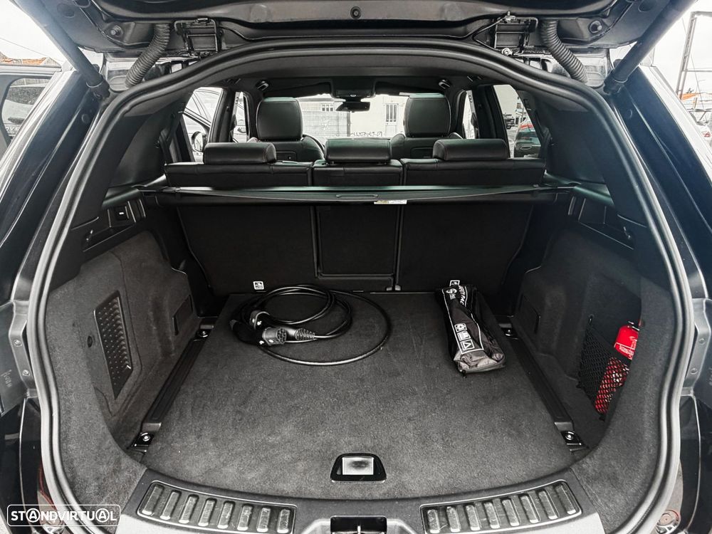Land Rover Discovery Sport - 18