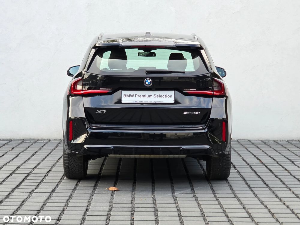 BMW X1 sDrive18i M Sport - 5