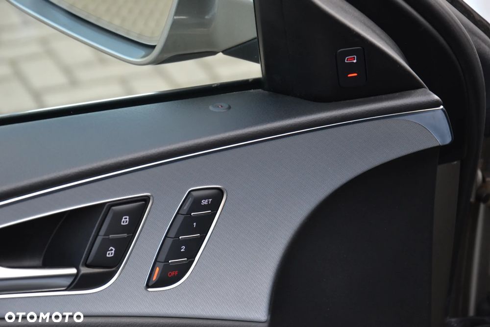 Audi A6 Avant 2.0 TDI Ultra S tronic - 19