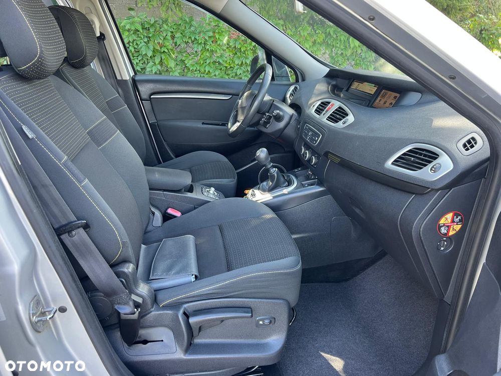 Renault Scenic - 7