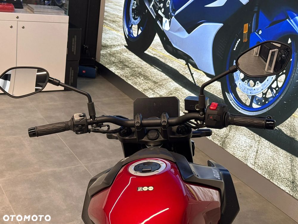 Suzuki GSX - 3