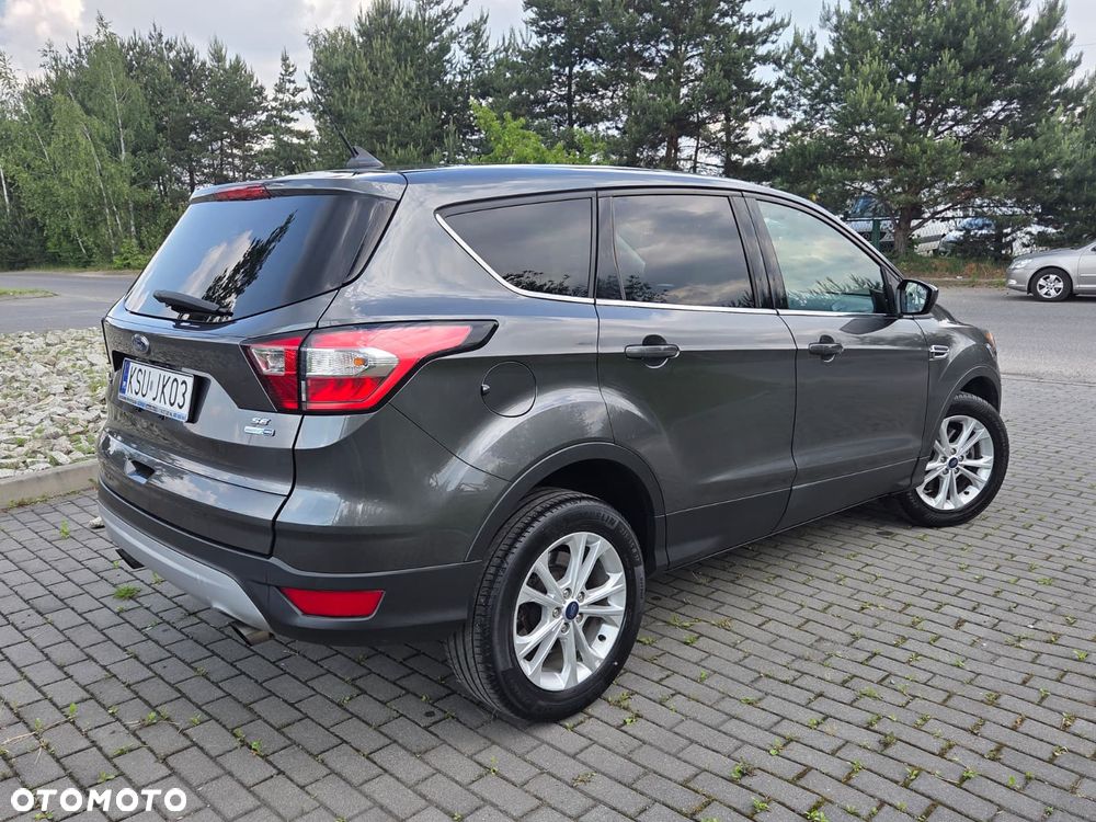Ford Kuga - 9
