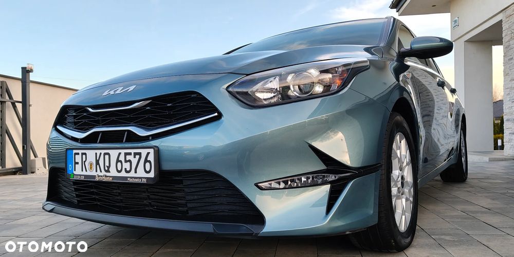 Kia Ceed ver-1-6-crdi-mhev-business-line - 35