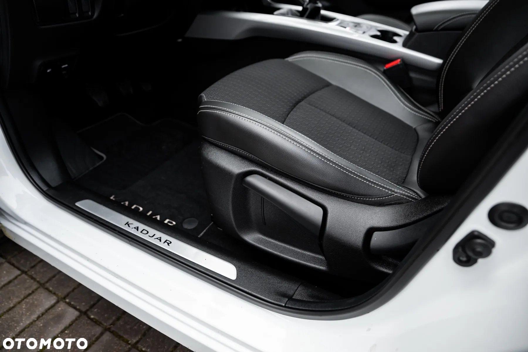 Renault Kadjar 1.2 Energy TCe Limited - 23