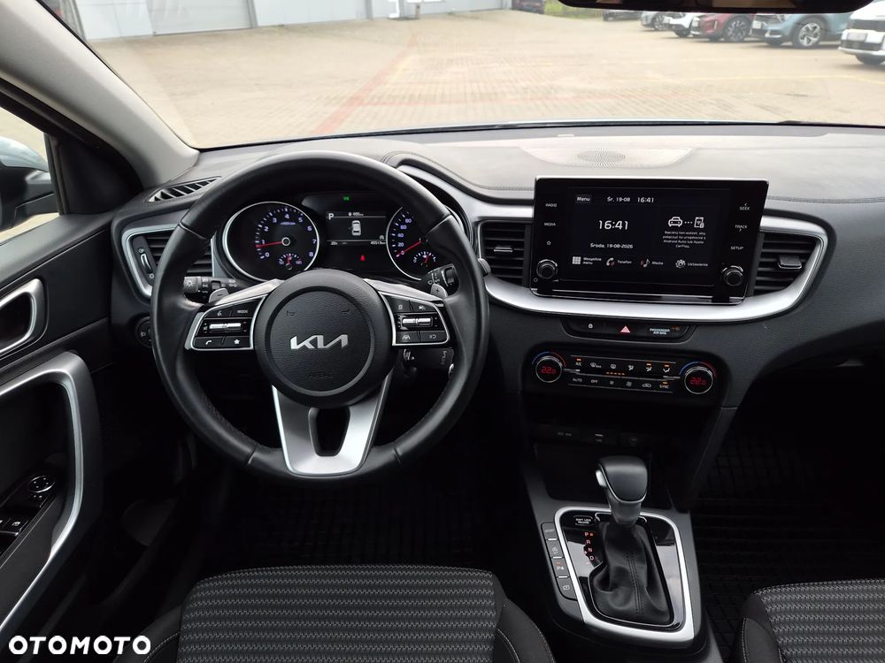 Kia Ceed 1.5 T-GDI M DCT - 13