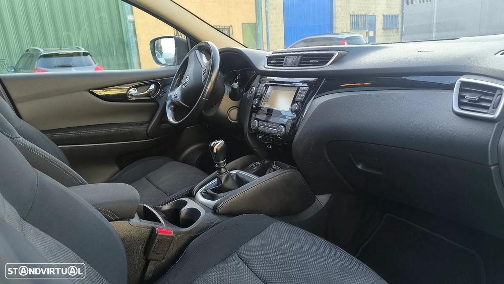 Nissan Qashqai 1.5 dCi Tekna J19 - 16