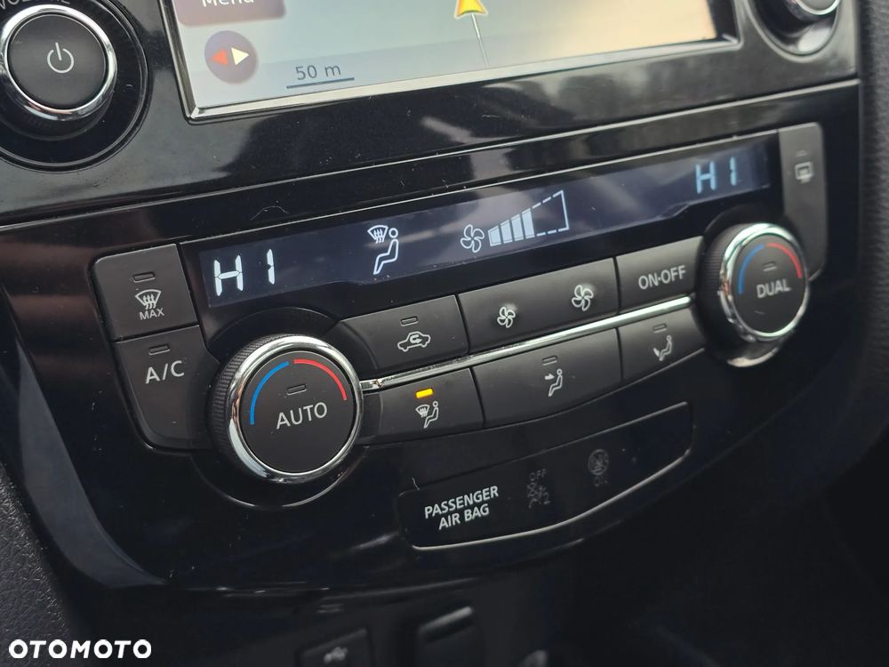 Nissan X-Trail 1.6 dCi ALL-MODE 4x4i Tekna - 32