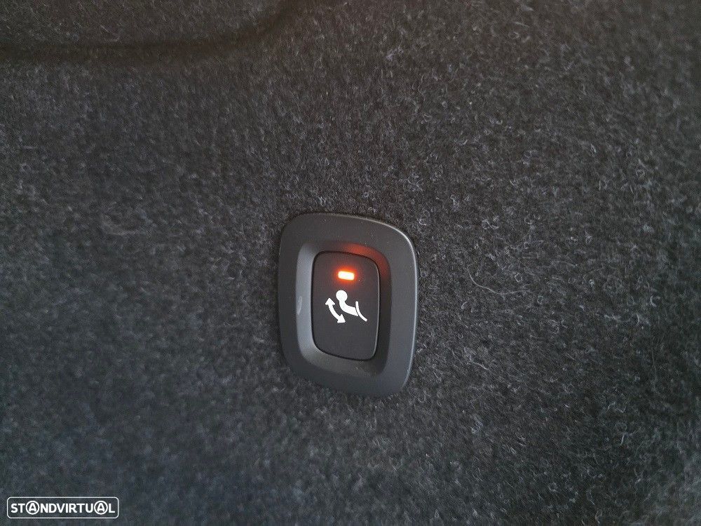 Volvo XC 40 1.5 T5 PHEV R-Design - 23