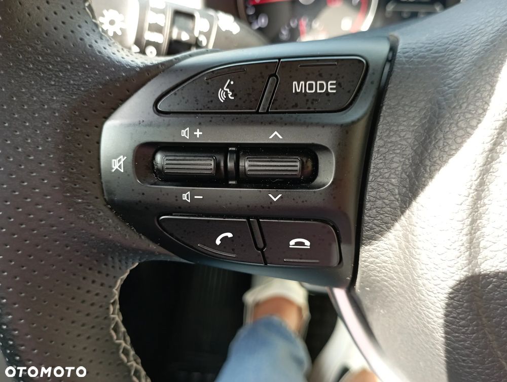 Kia Stonic 1.2 L - 18