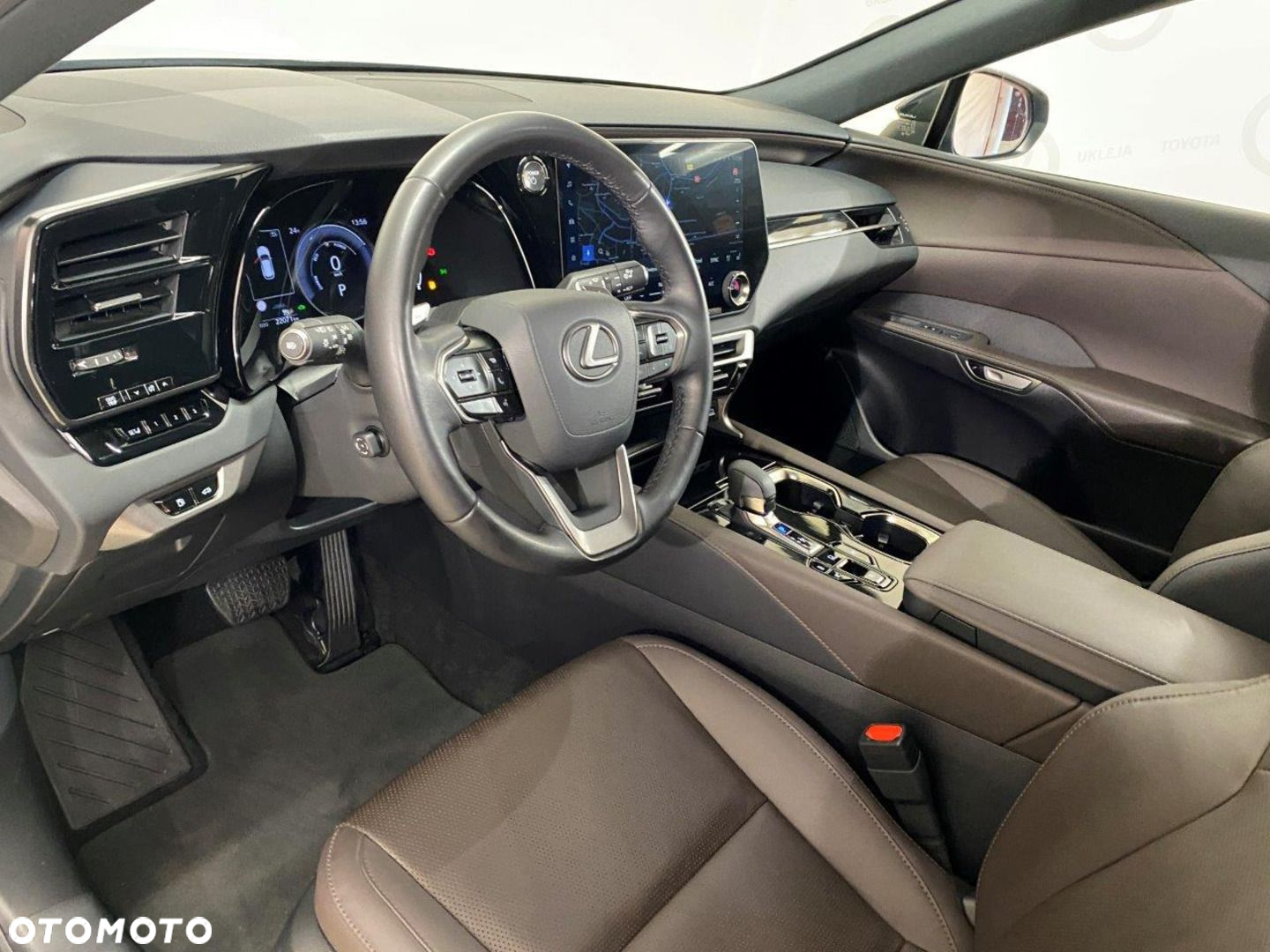 Lexus RX - 10