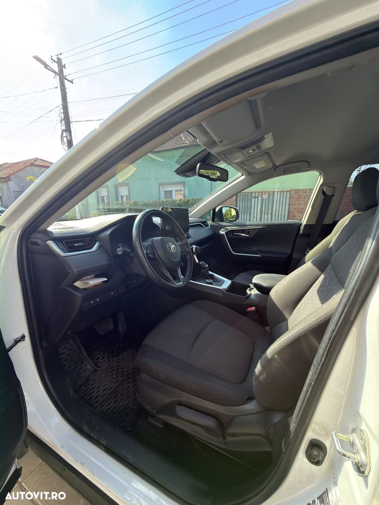 Toyota RAV4 - 14