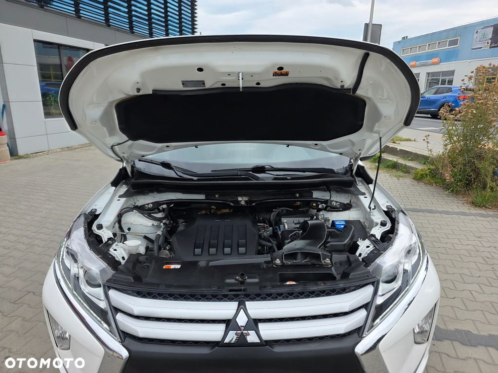 Mitsubishi Eclipse Cross 1.5 T-MIVEC CVT 2WD Spirit - 34