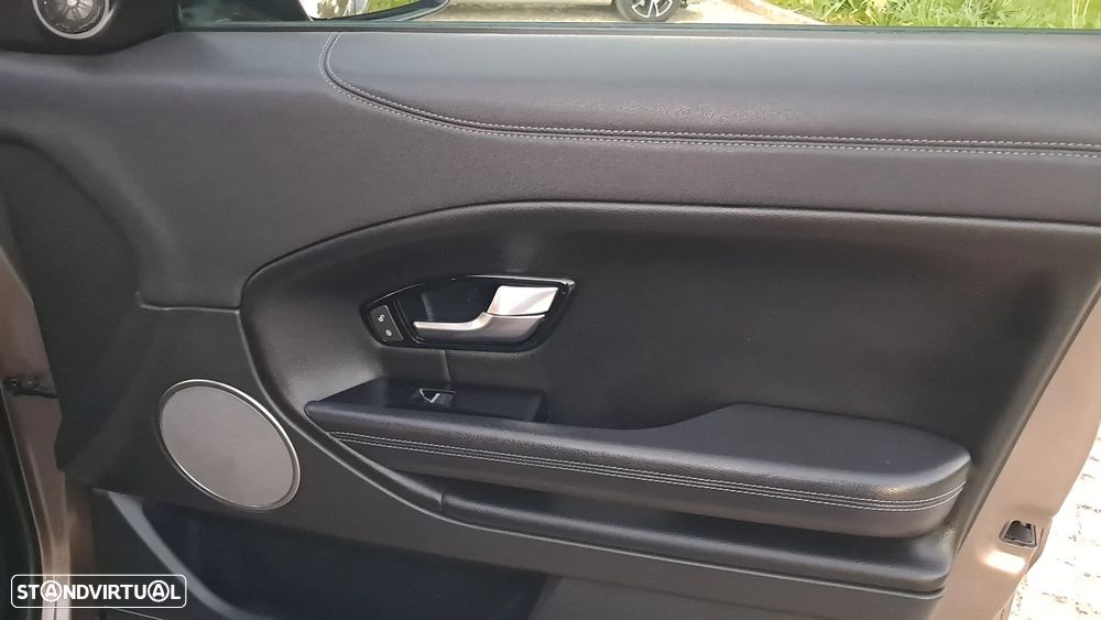 Land Rover Range Rover Evoque 2.0 D150 AWD R-Dynamic HSE Auto - 27