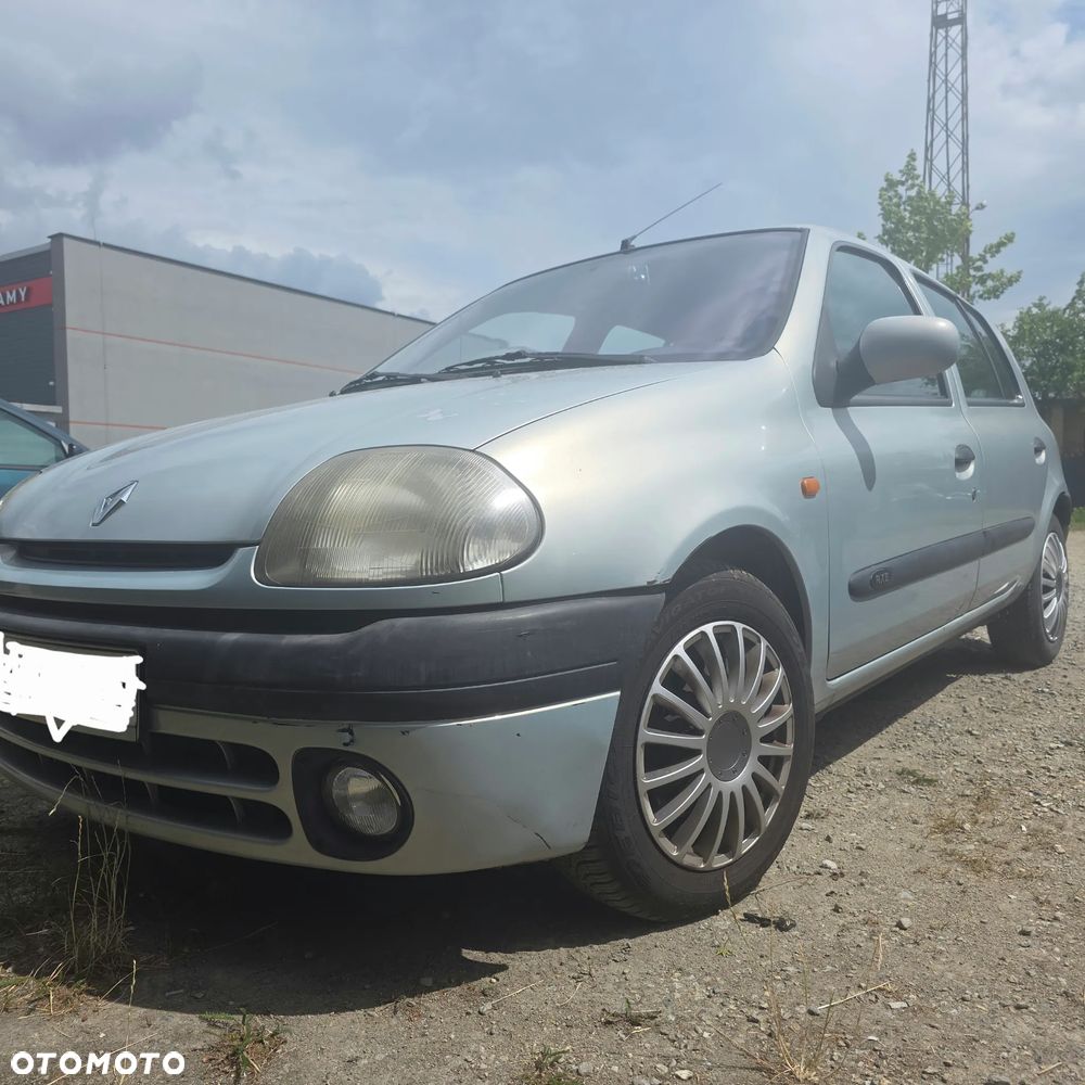 Renault Clio - 5