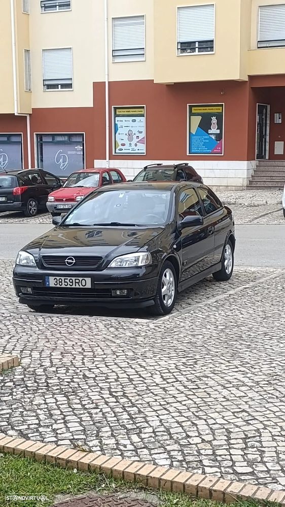 Opel Astra 1.4 Sport - 4