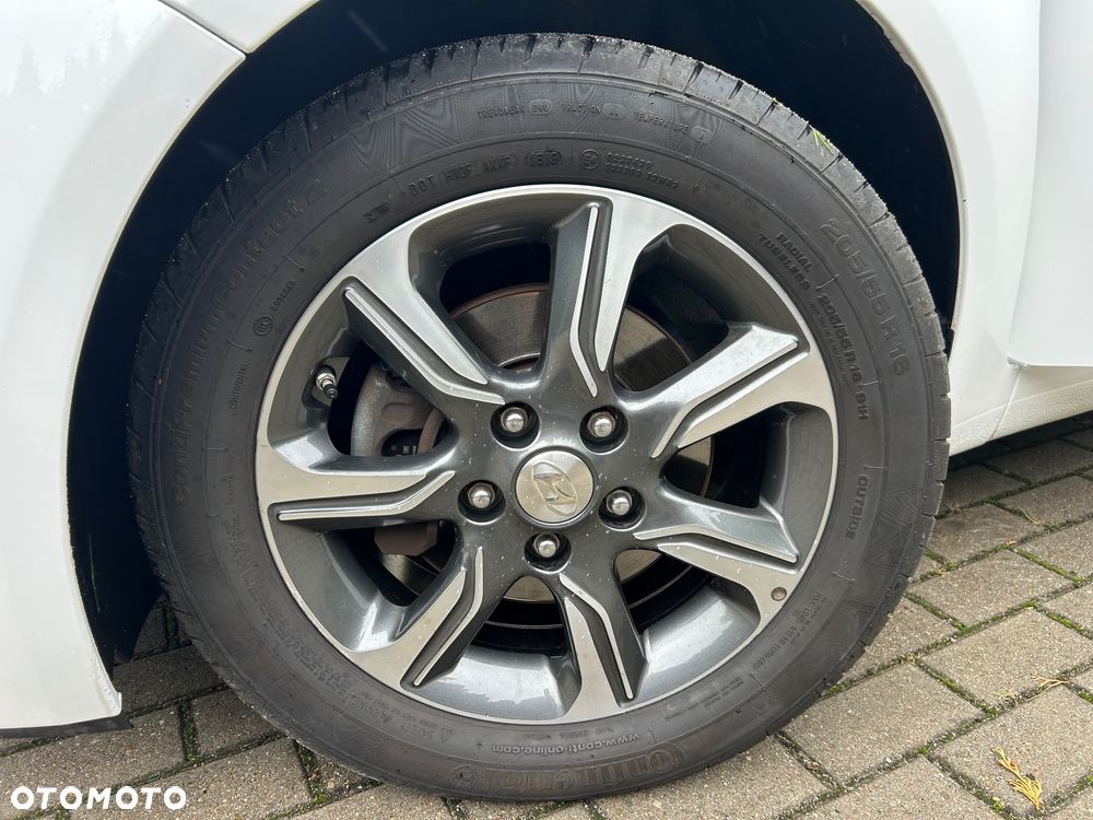 Hyundai ix20 1.6 CRDi Fifa World Cup Edition - 12