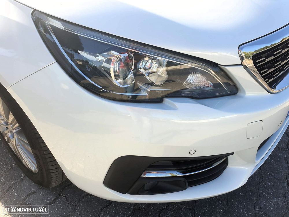 Peugeot 308 1.6 BlueHDi Allure J17 - 8