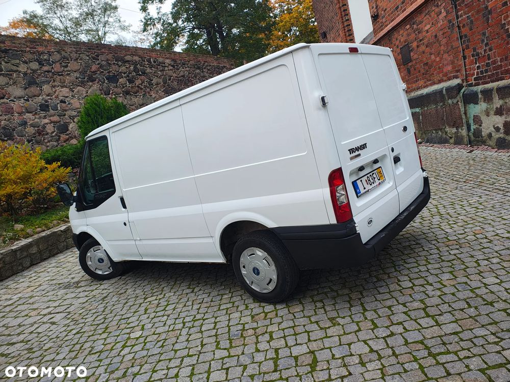 Ford Transit - 4