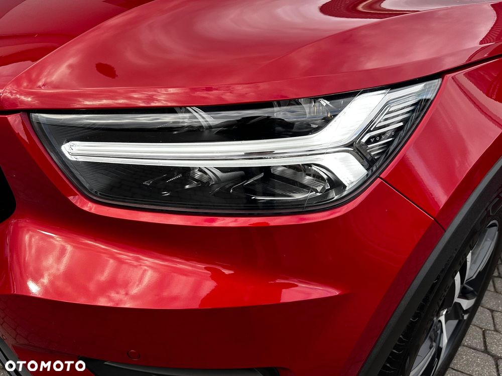 Volvo XC 40 - 18