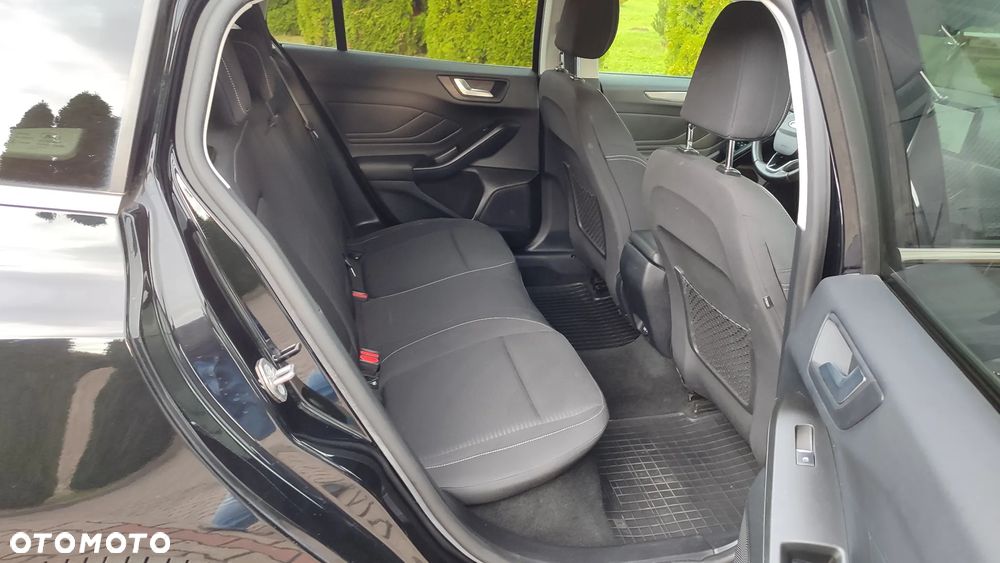 Ford Focus 2.0 EcoBlue Start-Stopp-System TITANIUM X - 23