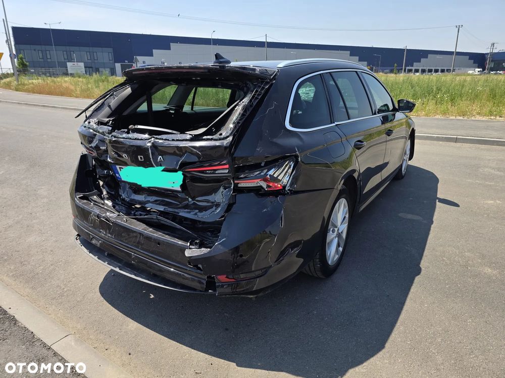 Skoda Octavia 2.0 TDI DSG Edition - 8
