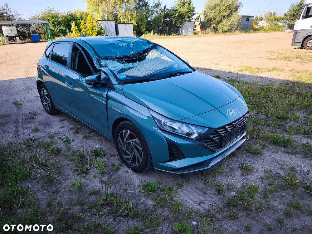 Hyundai i20 blue 1.2 Pure - 1