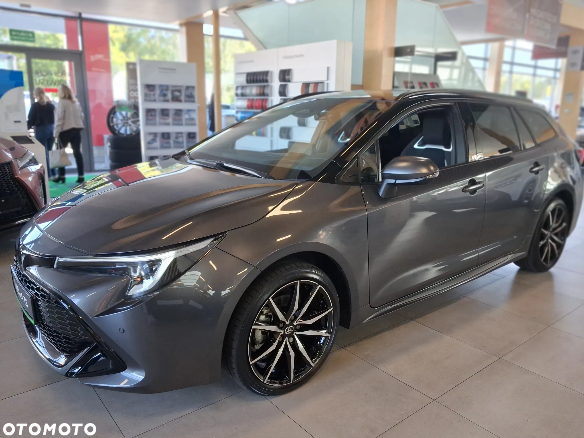 Toyota Corolla 2.0 Hybrid GR Sport - 2
