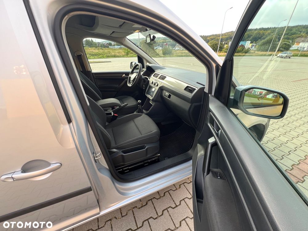 Volkswagen Caddy - 22
