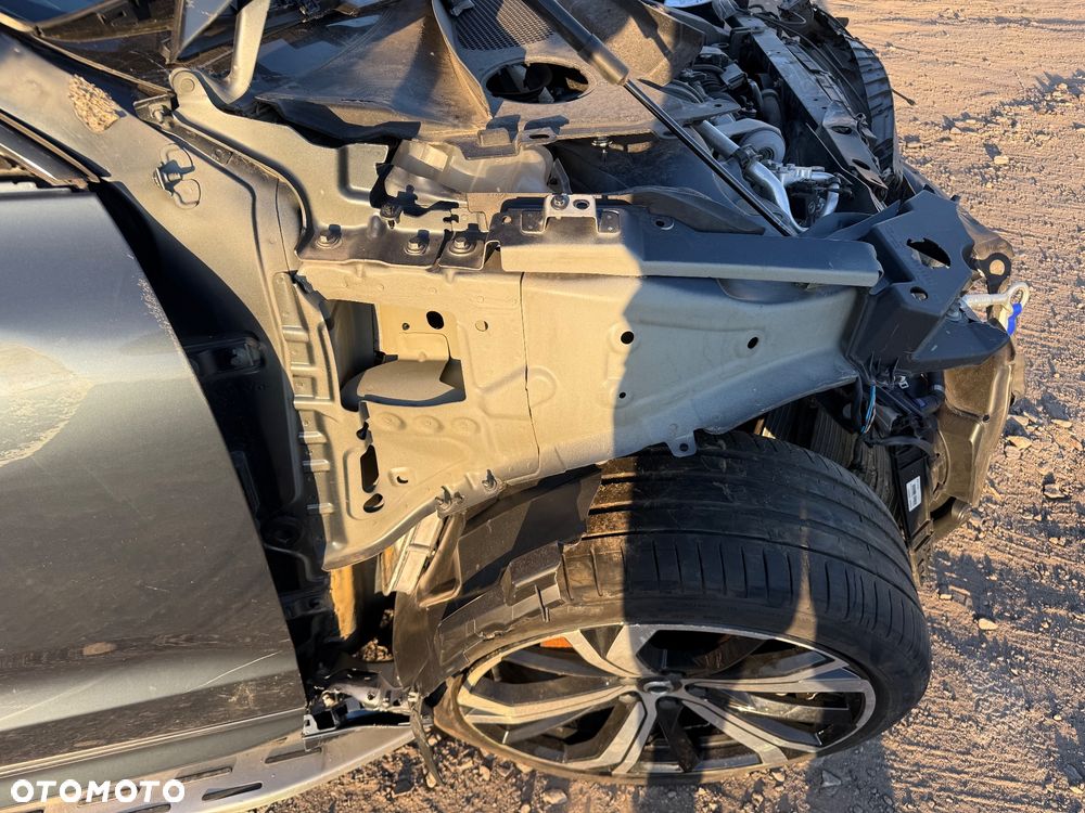 Volvo XC 60 T8 AWD Recharge Plus Black Edition - 18