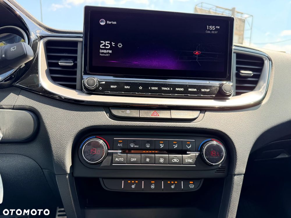 Kia Ceed 1.5 T-GDI L Business Line DCT - 26