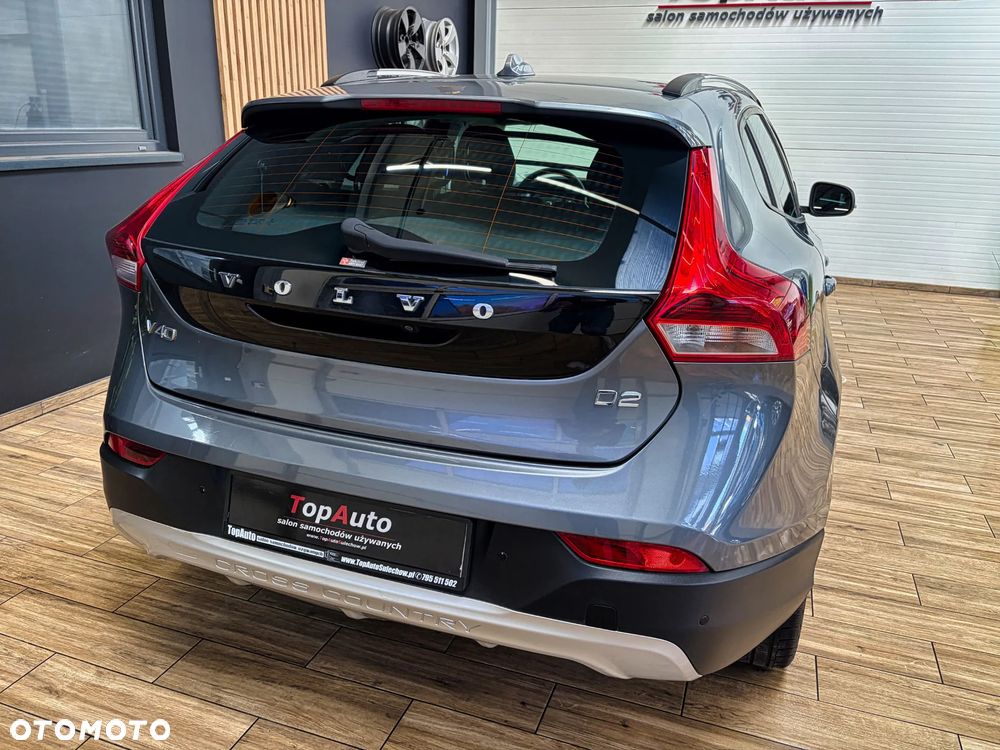 Volvo V40 Cross Country D2 Geartronic Momentum - 9